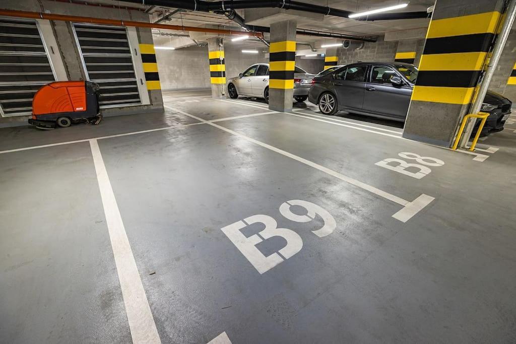 Superapart Klobucka Apt345 ワルシャワ エクステリア 写真
